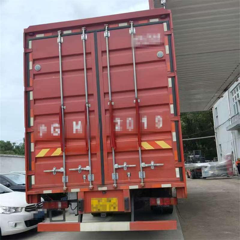 胶州市探索乡城县进仓物流：多元服务与高效运输线路